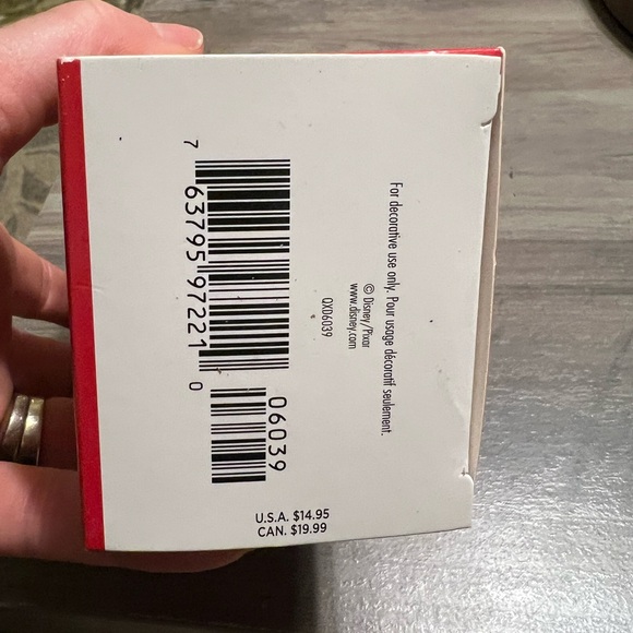 Disney Mater to the rescue Red Fire Truck ornament - Picture 8 of 8